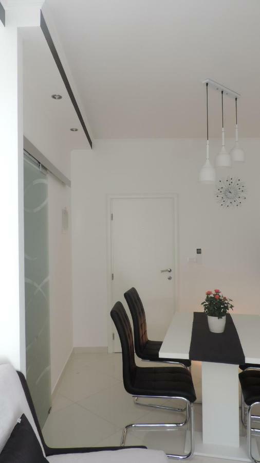 Apartment & Room Ivan Šibenik Esterno foto