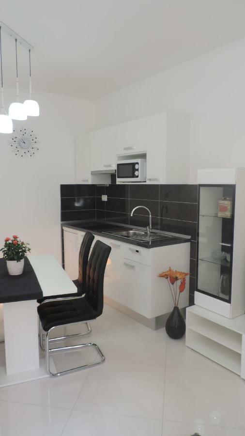 Apartment & Room Ivan Šibenik Esterno foto