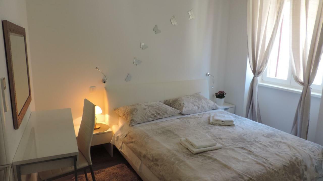 Apartment & Room Ivan Šibenik Esterno foto